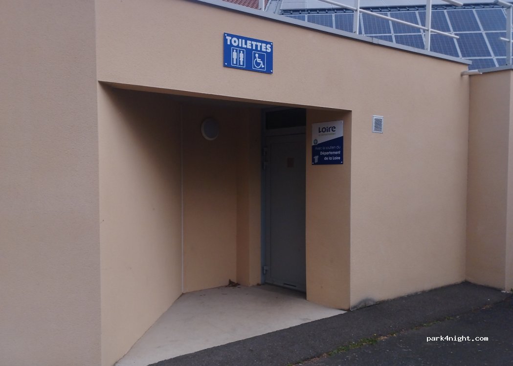 (42370) Renaison - 200 Rue des Sports — foto
