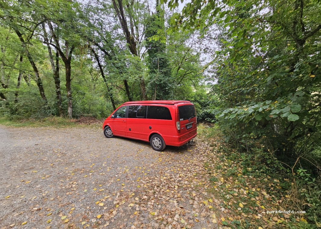 (12330) Salles-la-Source - 86 Route de Souyri — foto