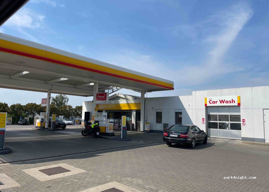 (19067) Leezen - 25 Cambser Straße — foto