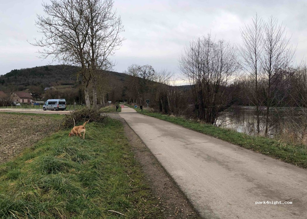 (89300) Villecien - 45 Le Village — foto 3