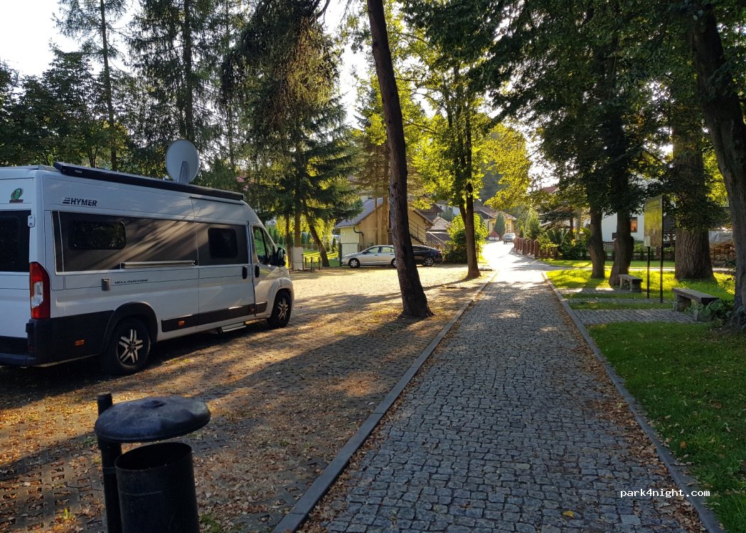 (32-724) Lipnica Dolna - Unnamed Road — foto 3