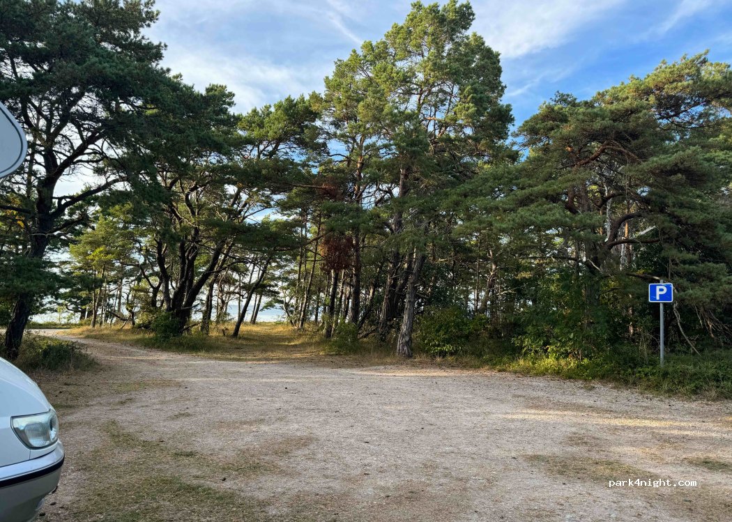 (623 54) Klintehamn - Unnamed Road — foto 3