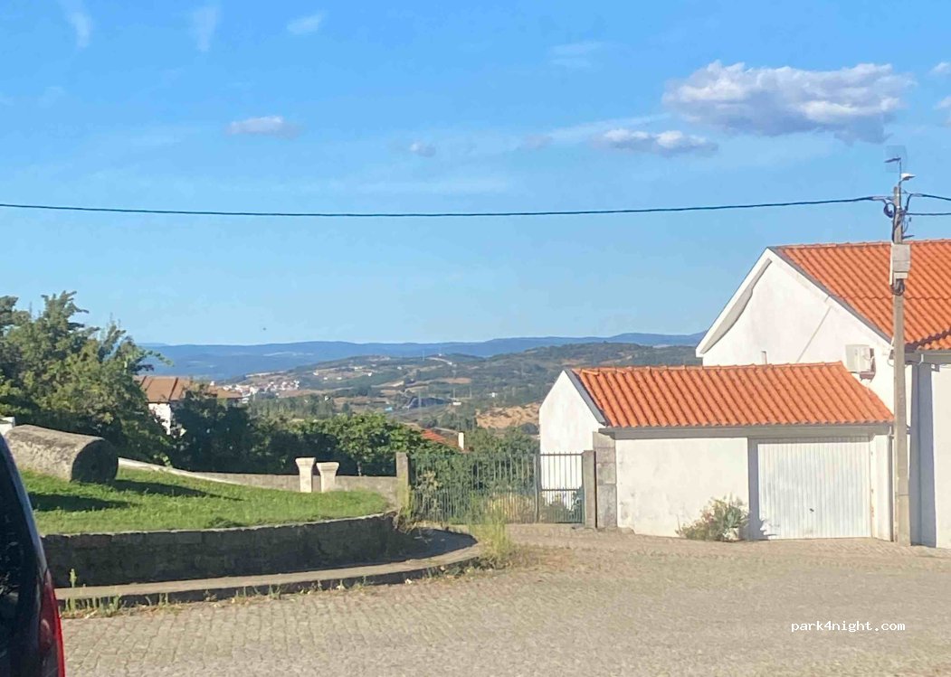 (5300) Rebordãos - Unnamed Road — foto