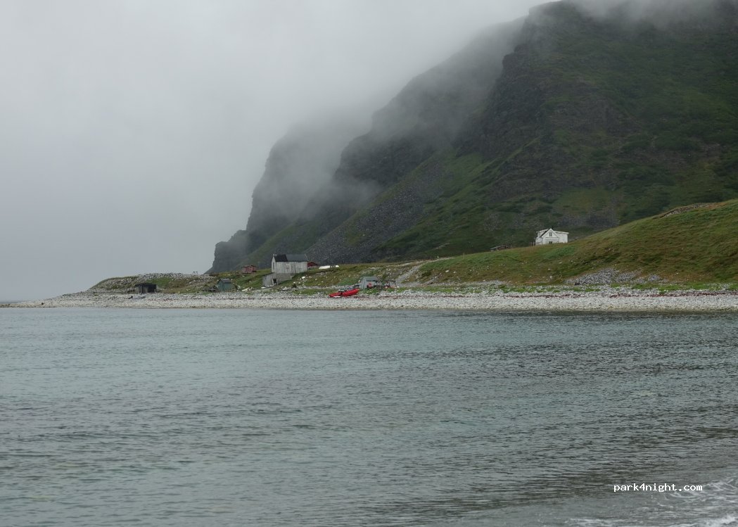 (9980) Store Molvik - — foto 2