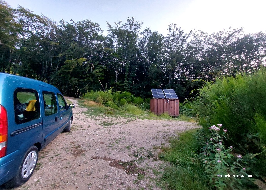 (71990) Saint-Léger-sous-Beuvray - — foto 2