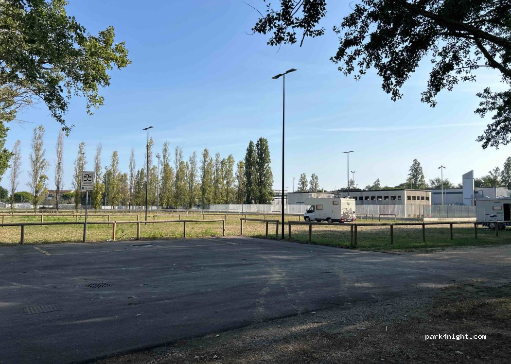 (48122) Marina di Ravenna - 13031 Via del Marchesato — foto 2