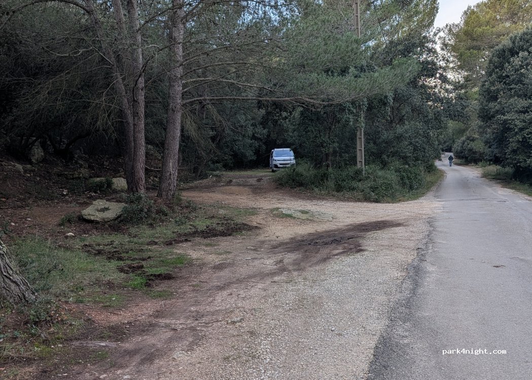 (13520) Les Baux-de-Provence - 155 Chemin du Mas d'Auge — foto
