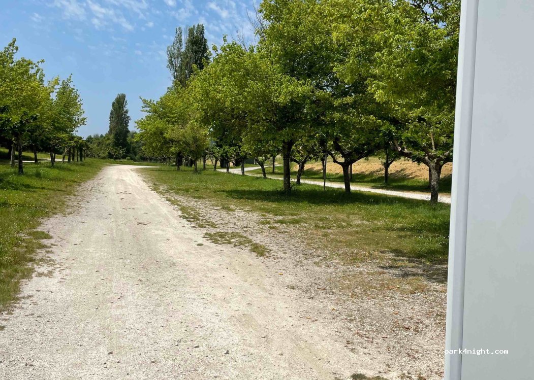 (82150) Montaigu-de-Quercy - D2 — foto 2