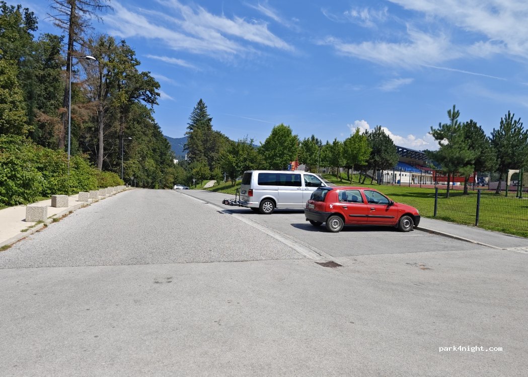 (2390) Ravne na Koroškem - 3 Na Gradu — foto 3