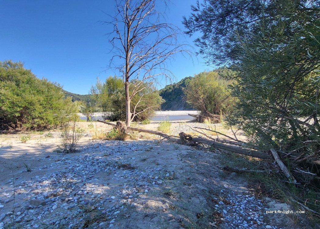 (470 47) Mesopirgos - Unnamed Road — foto