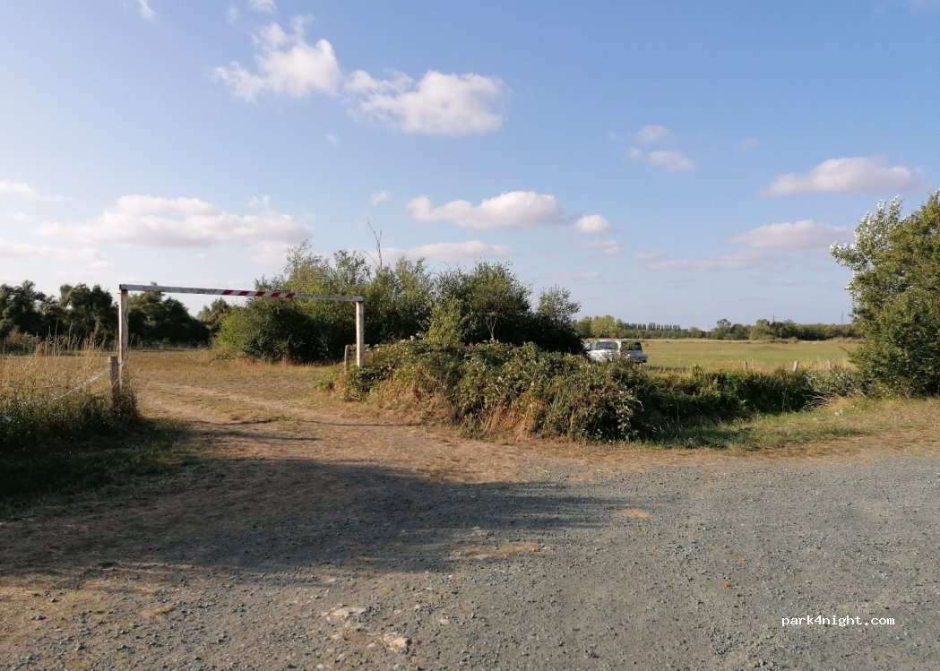 (85400) Luçon - 285 Route du Communal — foto 4