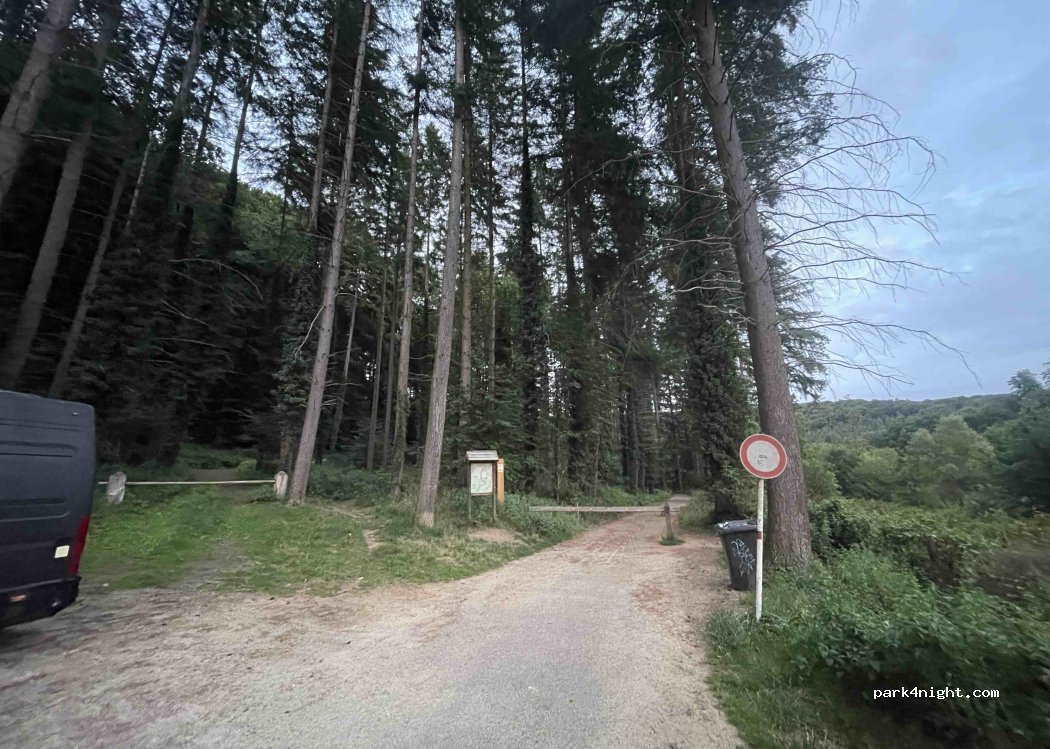 (7570) Mersch - Unnamed Road — foto