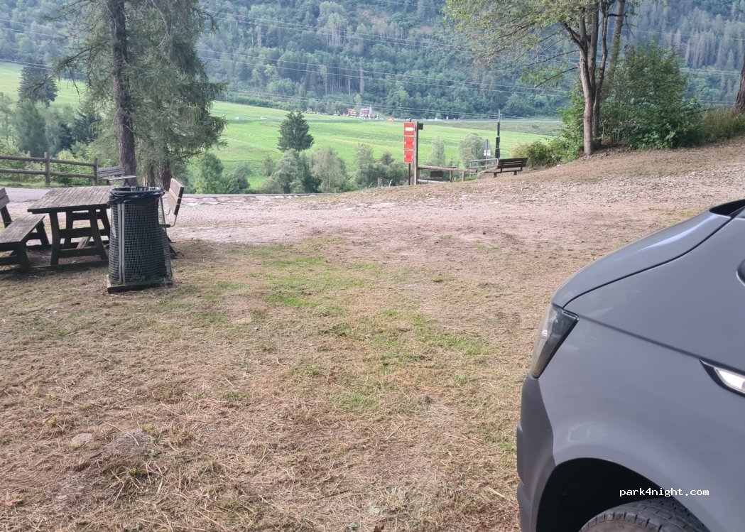 (38020) Pellizzano - Unnamed Road — foto