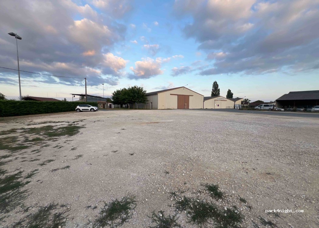 (24170) Pays-de-Belvès - 589 Rue de L Aérodrome — foto 2
