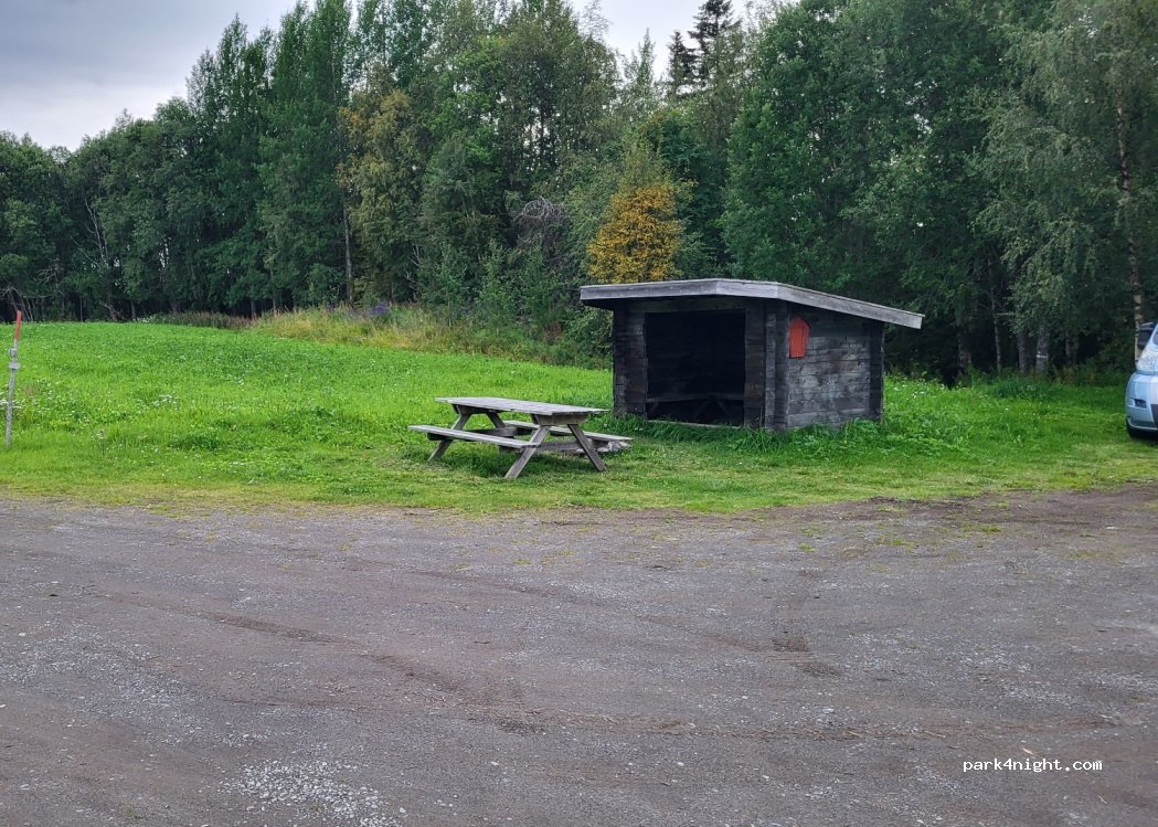 (830 05) Järpen - Unnamed Road — foto