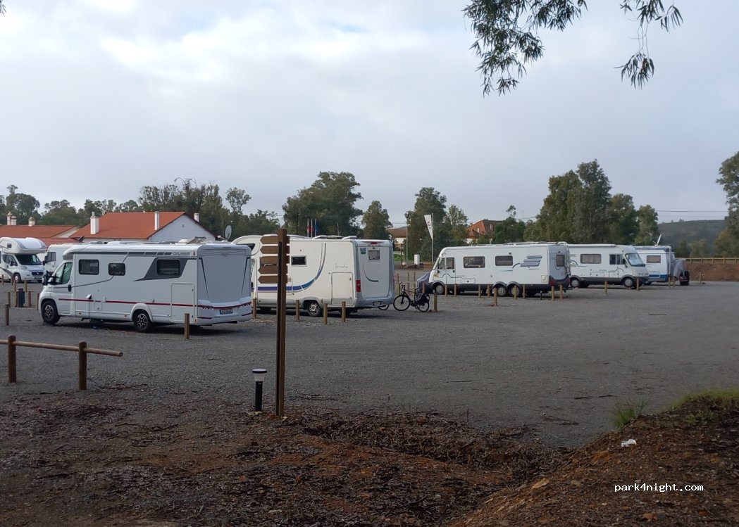 Área Serviços Autocaravanas Mina de São Domingos — foto 4