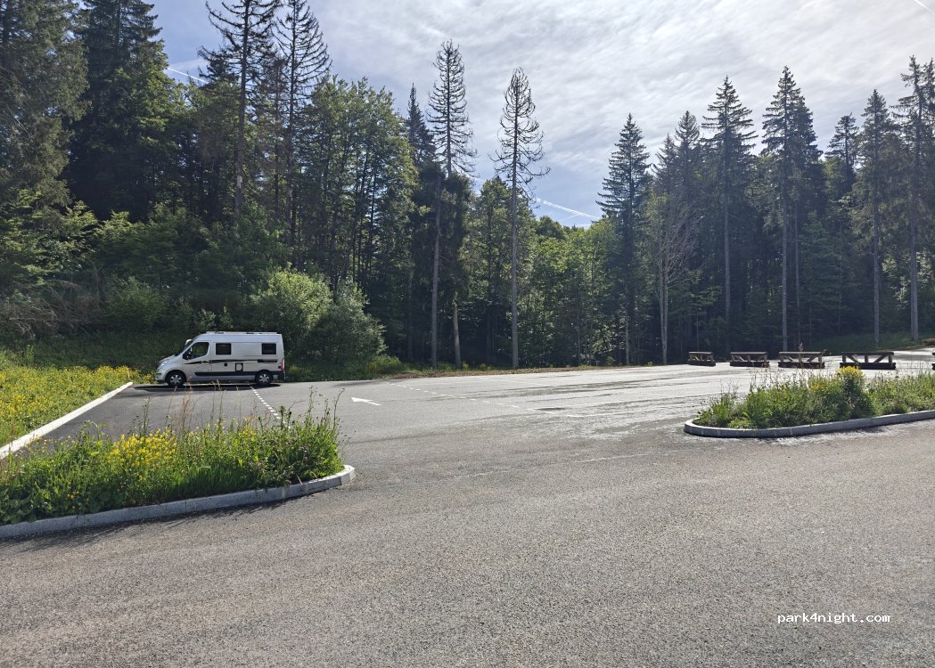 (39220) Prémanon - 200 Route des Tremplins — foto 2