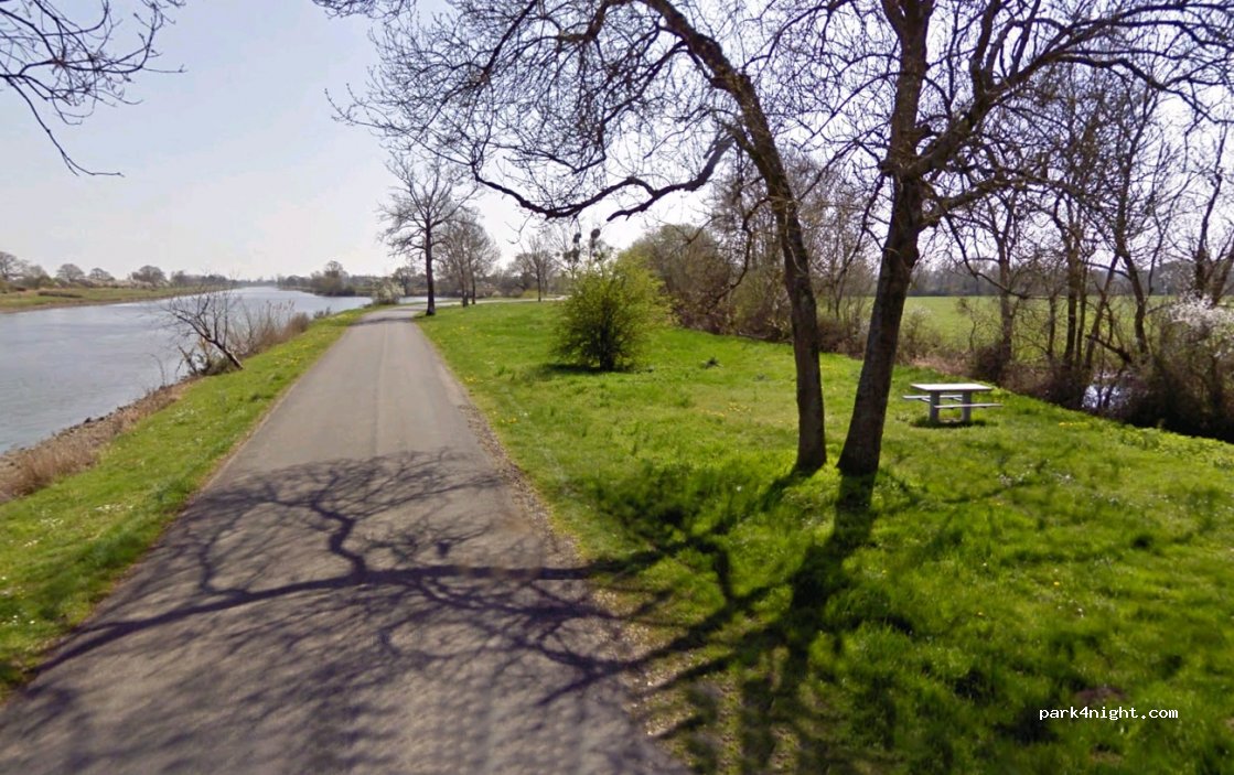 (44320) Frossay - Unnamed Road — foto 3