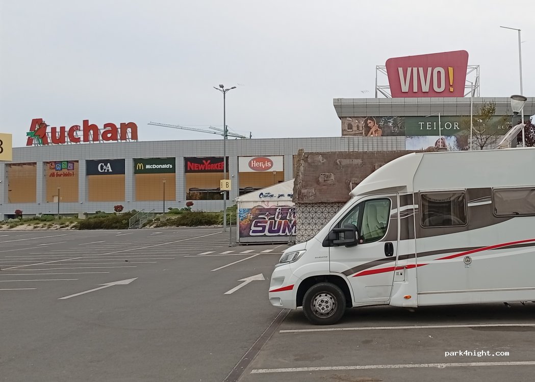 (900498) Constanța - Bulevardul Aurel Vlaicu 220 — foto 2