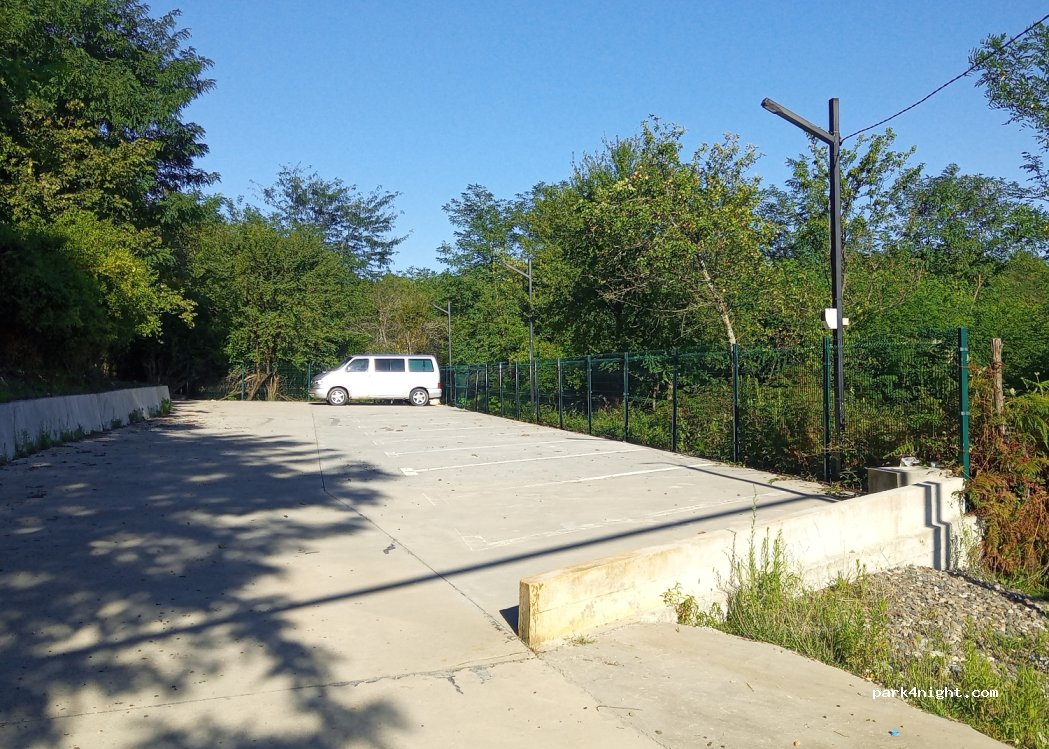 () Kumistavi - Unnamed Road — foto