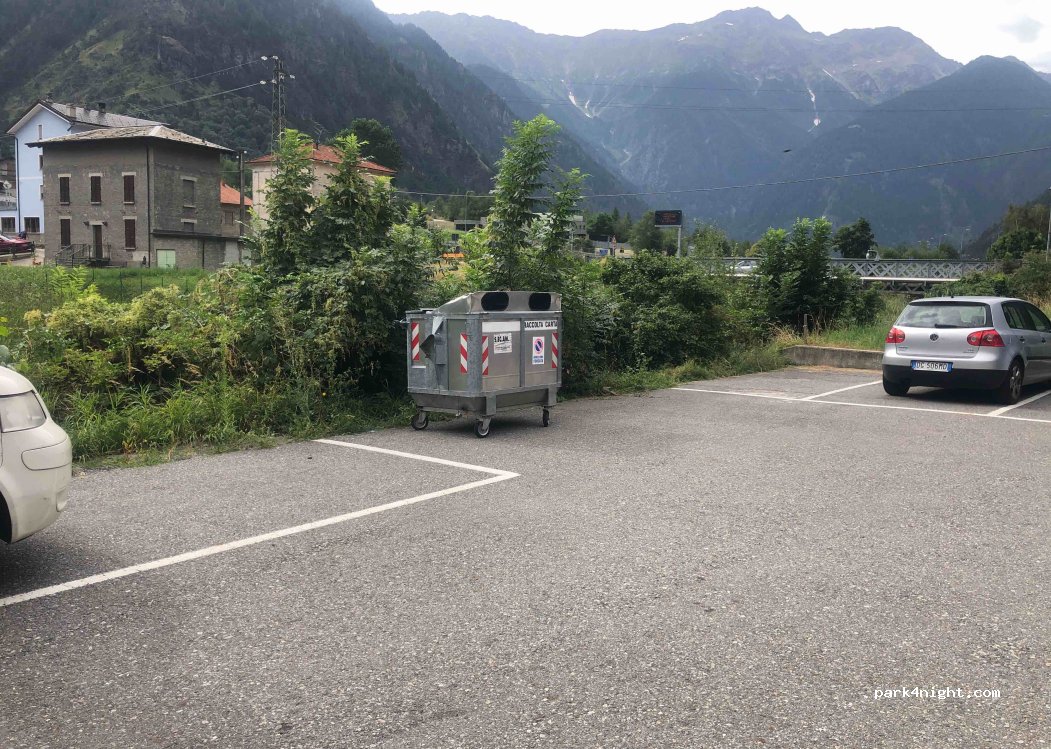 (23035) Le Prese-pendosso - 65 Via Stelvio — foto
