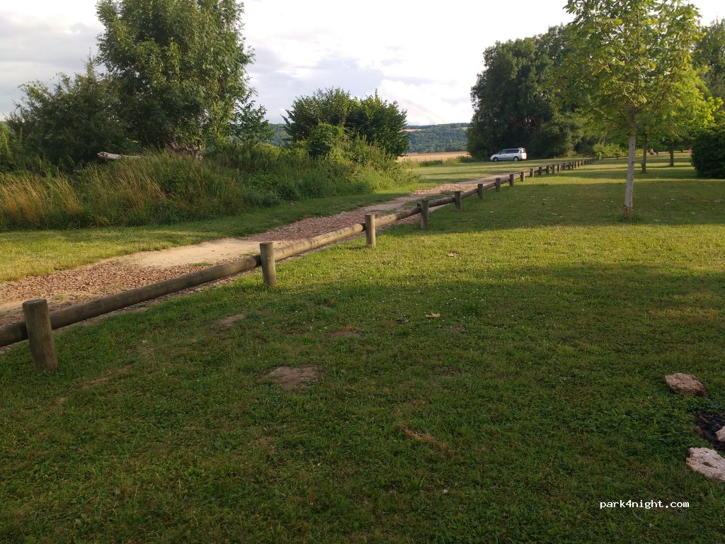(02310) Charly-sur-Marne - Les Illettes — foto 2