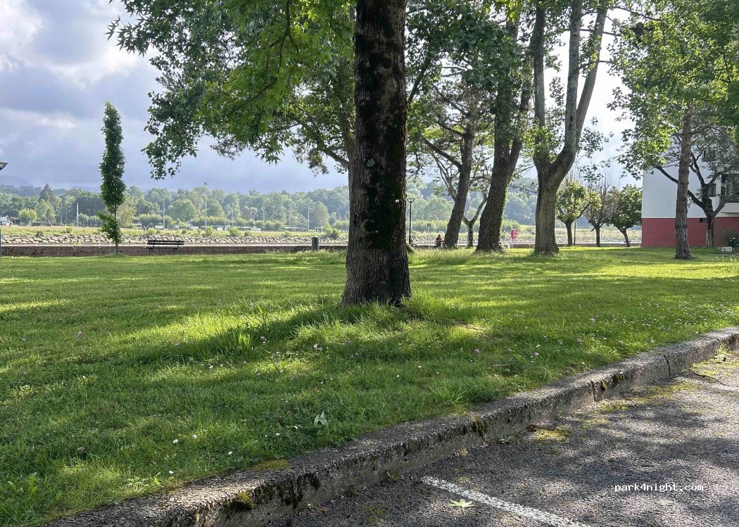 (64500) Saint-Jean-de-Luz - 1 Place Baillenia — foto 3