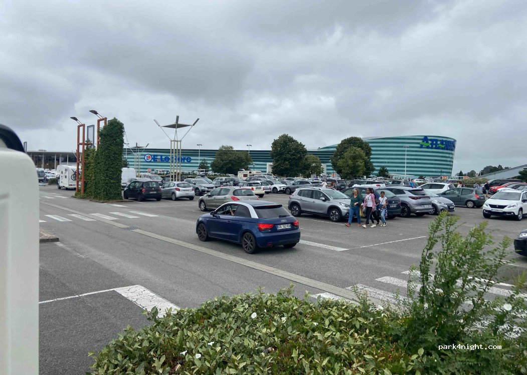 (44800) Saint-Herblain - 2 Place du Nouveau Monde — foto 3