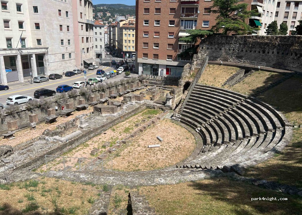 (34121) Trieste - 20 Via di Donota — foto