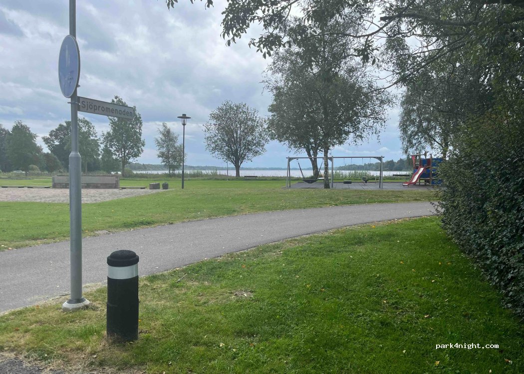 (341 76) Ryssby - 1 Stationsvägen — foto