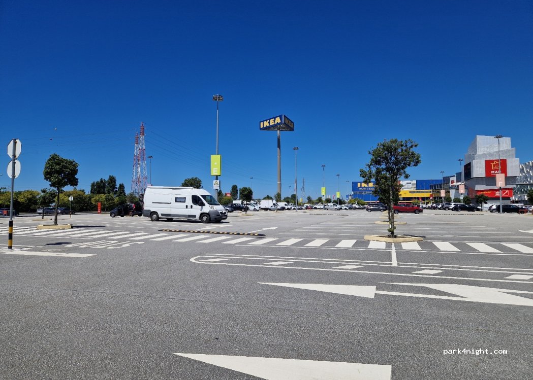 (4450) Leça da Palmeira - Unnamed Road — foto
