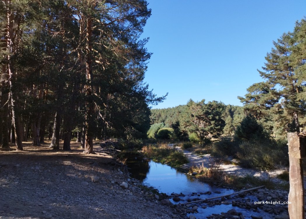 (05634) Hoyos del Espino - — foto 4