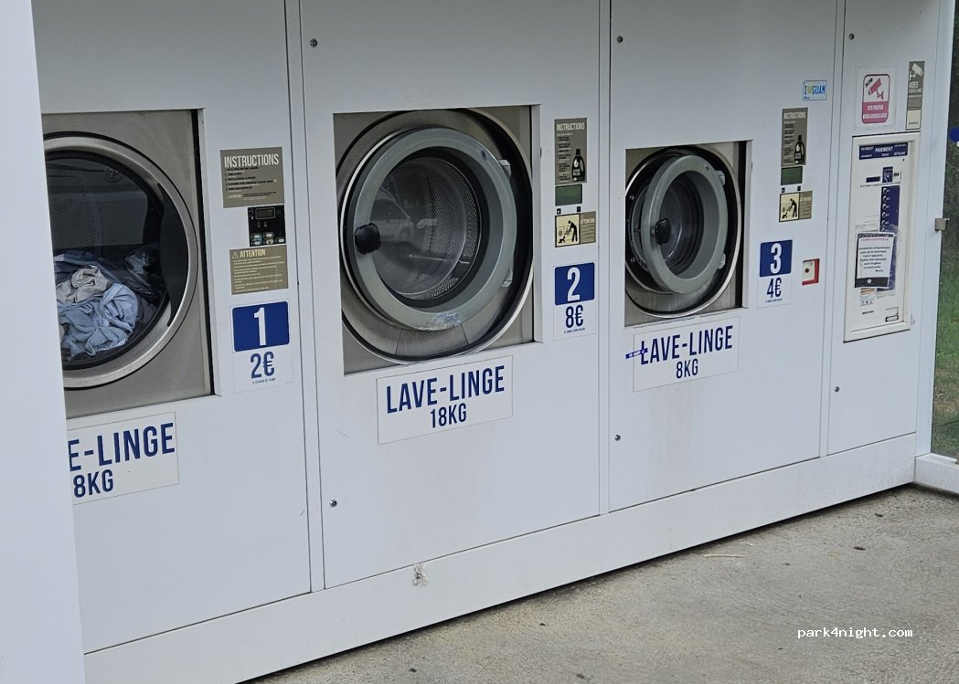 (53140) Pré-en-Pail-Saint-Samson - 5000 Zone d'activité des Avaloirs — foto