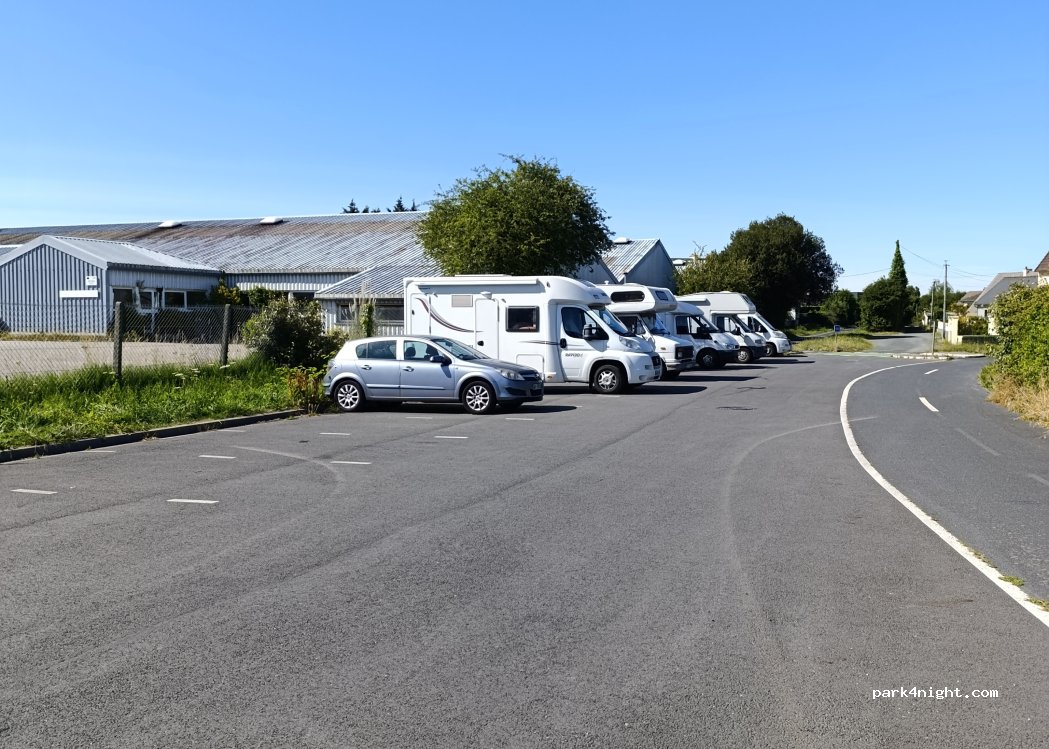 (50110) Cherbourg-en-Cotentin - 48 Rue des Anémones — foto 2