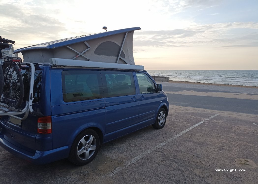 (14960) Asnelles - 1 Boulevard de la Mer — foto 2