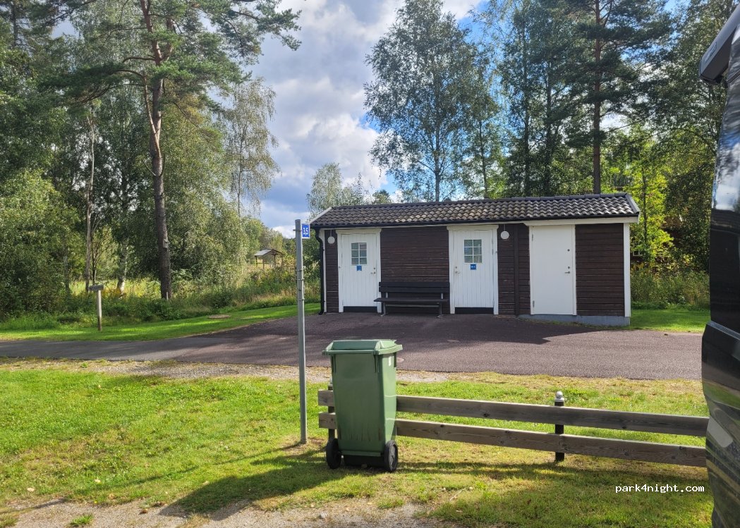 (514 53) Månstad - 3 Oxbanevägen — foto