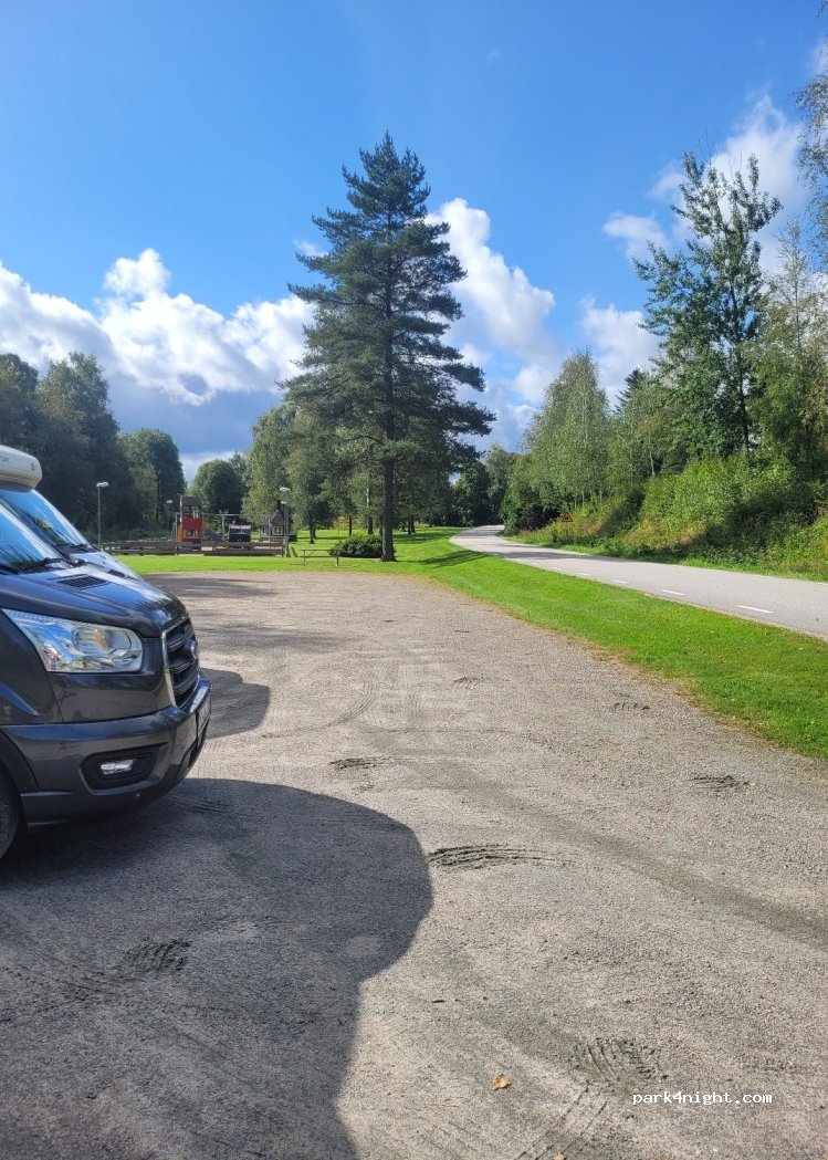 (514 53) Månstad - 3 Oxbanevägen — foto 2