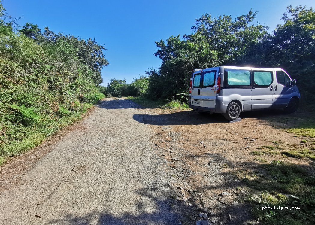 (29470) Plougastel-Daoulas - 95 Route de la Pointe de l'Armorique — foto