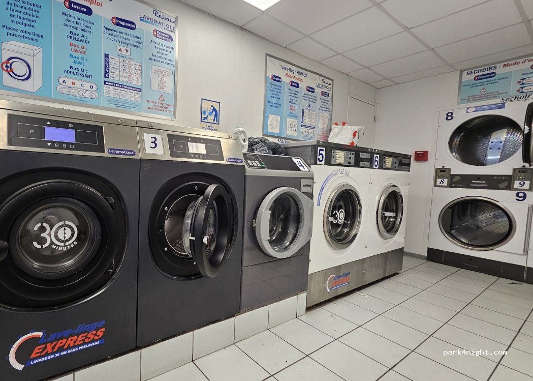 (86000) Poitiers - 15 Grand'Rue — foto