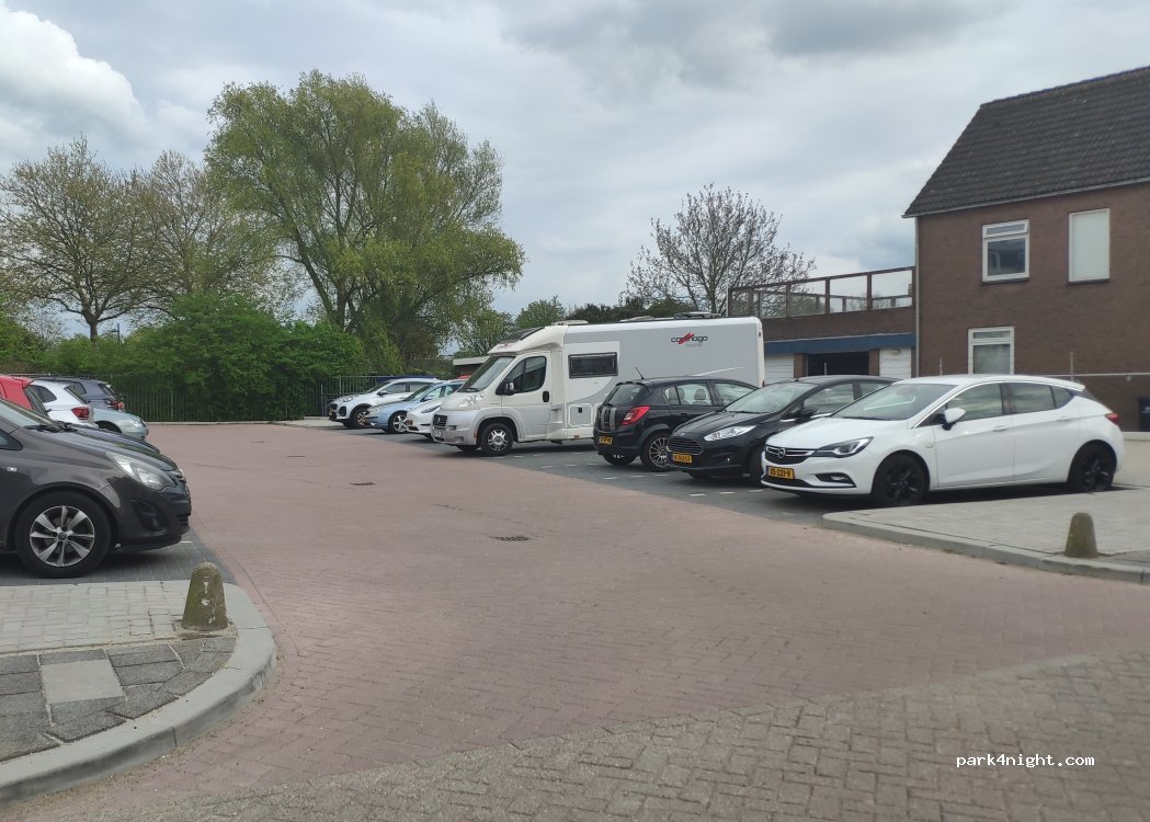 (4203 NH) Gorinchem - 5 Bullekeslaan — foto 4