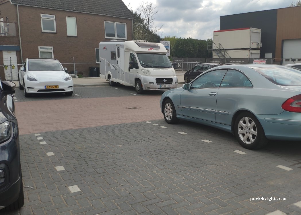 (4203 NH) Gorinchem - 5 Bullekeslaan — foto 5