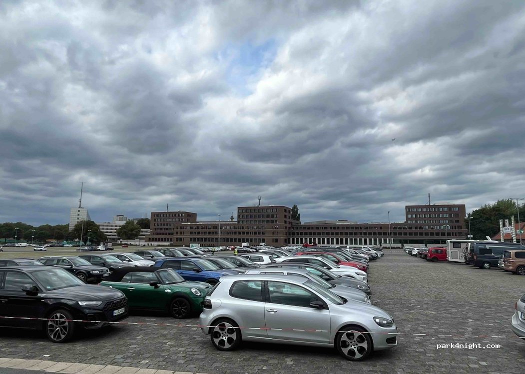 (30169) Hannover - 1A Bruchmeisterallee — foto