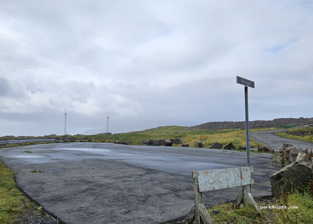 (210) Sandur - 2 Nípuvegur — foto 2