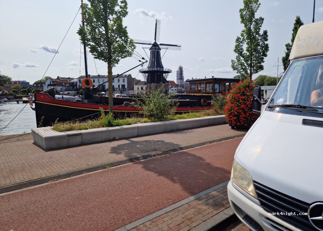 (2011 JB) Haarlem - 27 Hooimarkt — foto