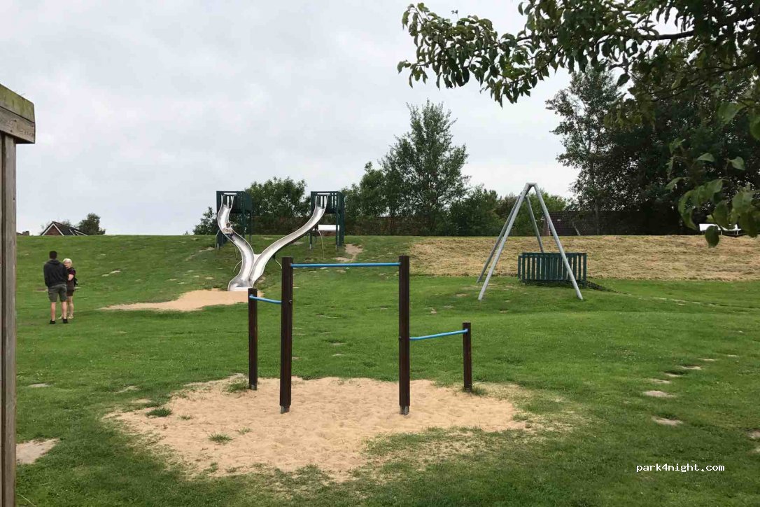 (25761) Büsum - Am Ostdeich — foto