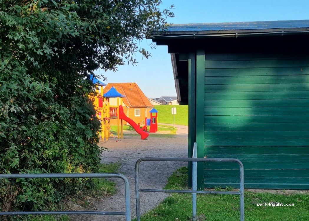 (25761) Büsum - Am Ostdeich — foto 4