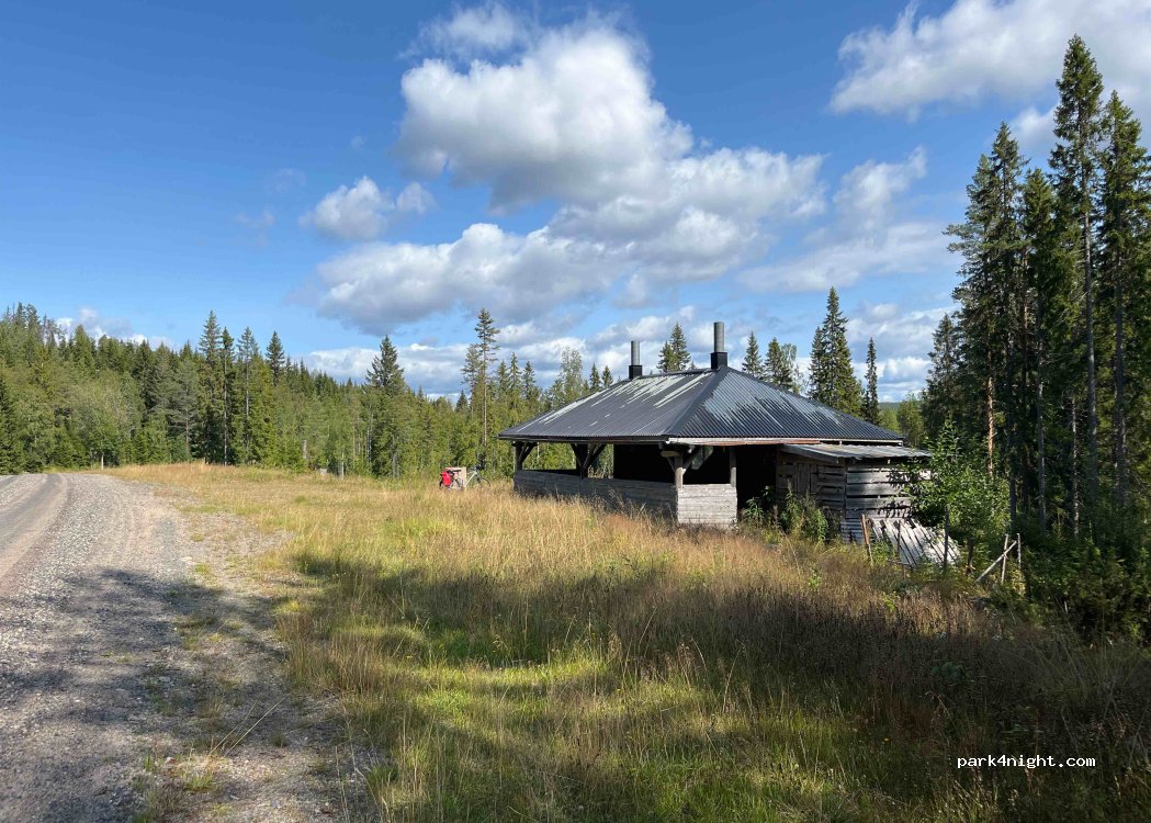 (680 61) Bograngen - Unnamed Road — foto 2
