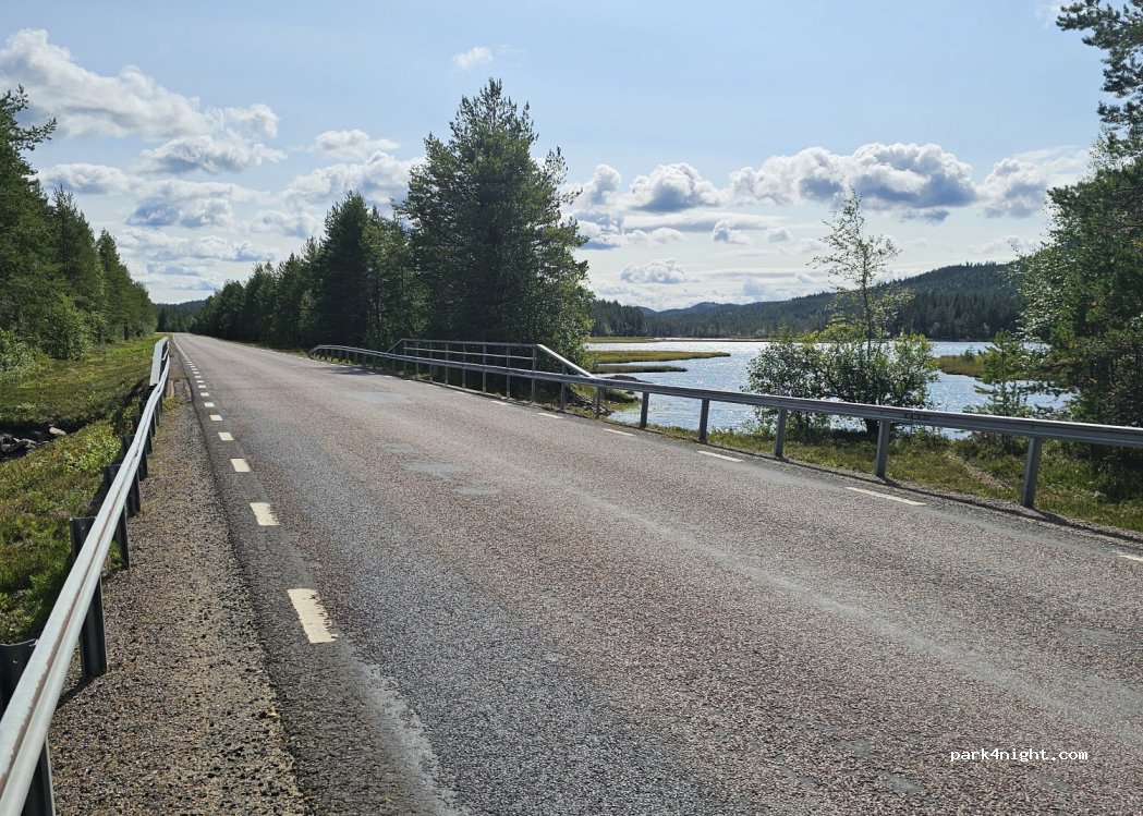 (680 61) Bograngen - — foto 3
