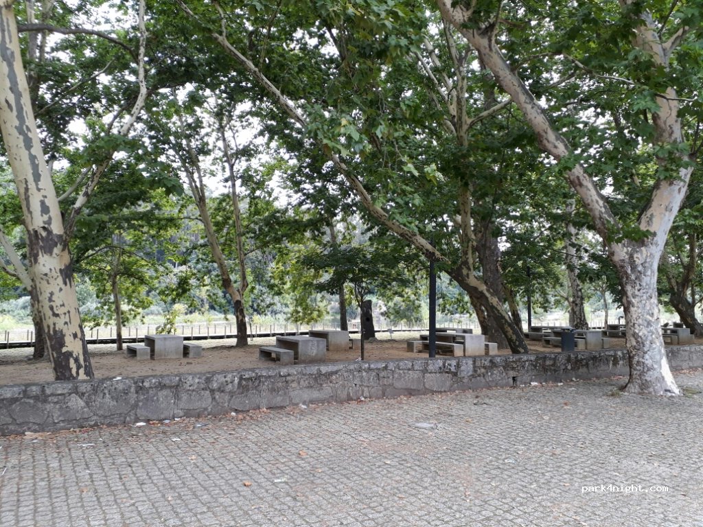 (4950) Monção - 10 Avenida das Caldas — foto