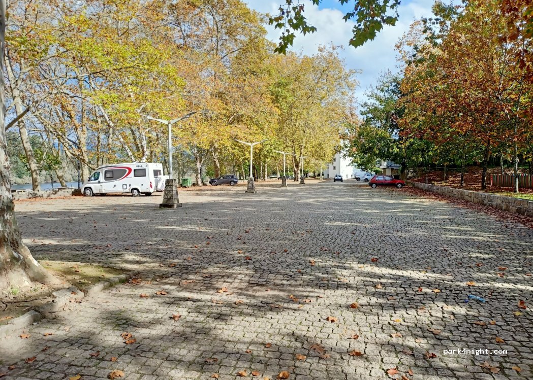(4950) Monção - 10 Avenida das Caldas — foto 5